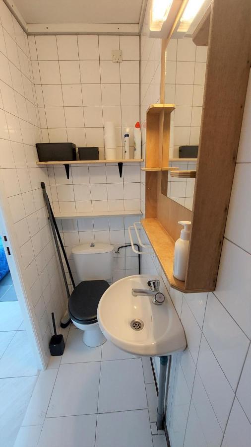 Chez Leslie Et Vincent : Logements Climatises Avec Parking Privatif بيربينيو المظهر الخارجي الصورة